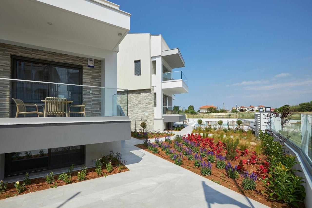פראליה דיוניסיו Greystoneapartments מראה חיצוני תמונה